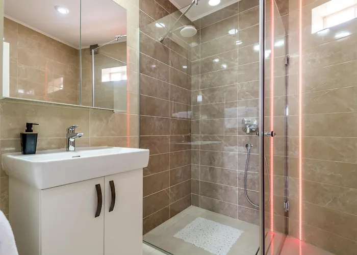 Apartman Ksenija Kat *