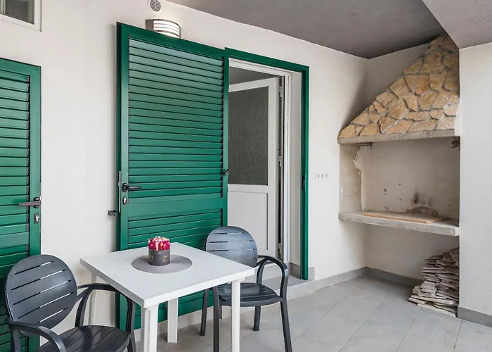 Ksenija Kat Apartman *